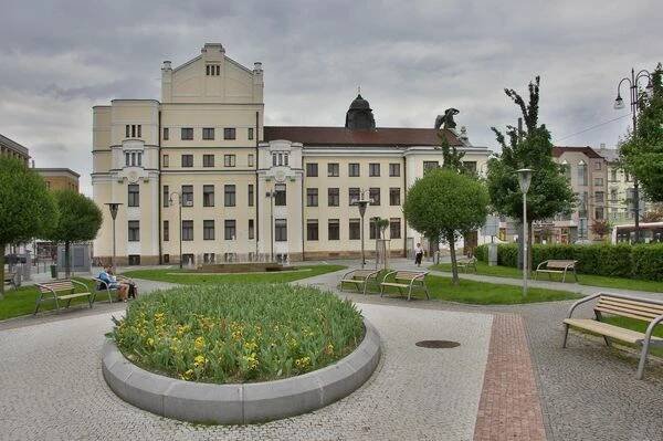 Východočeské divadlo Pardubice foto 2