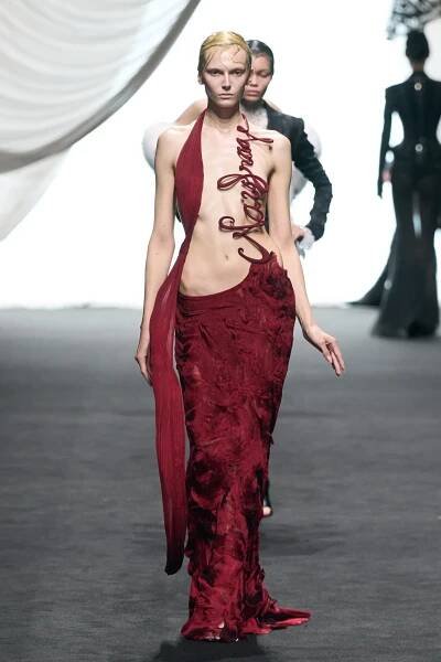 Jean Paul Gaultier pistom prošetali su likovi omiljenih morskih priča - Vogue Adria