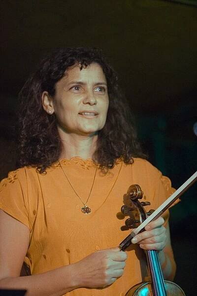 Soubor:IvaBittova September2007 (balanced).jpg – Wikipedie
