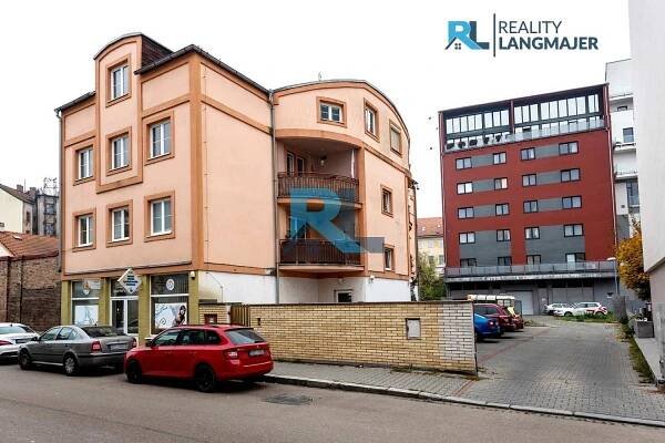 Pronájem obchodního prostoru 11 m2, Pod Všemi svatými, Plzeň | Reality.iDNES.cz 