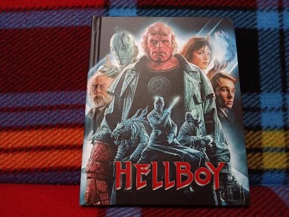 HELLBOY - DIGIBOOK BLURAY CZ LIMIT EDICE - Film