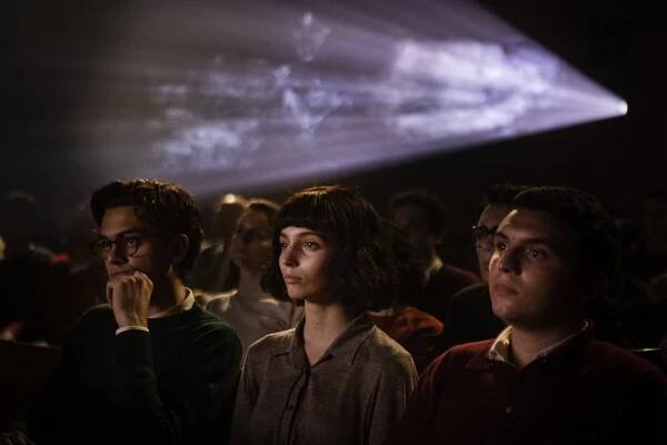 Geniální přítelkyně - Zuřivost - Z filmu - Francesco Serpico, Gaia Girace