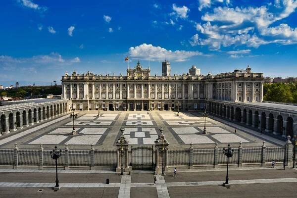 královský palác v madridu vstupenka ()