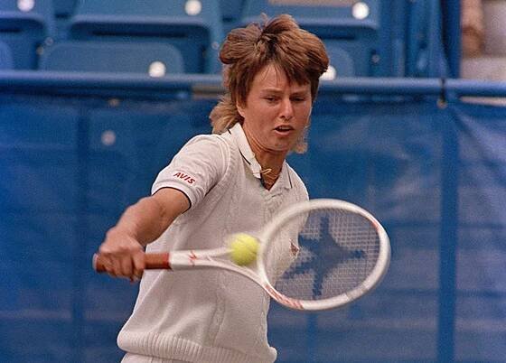 Helena Suková hraje bekhend ve finále US Open 1986.