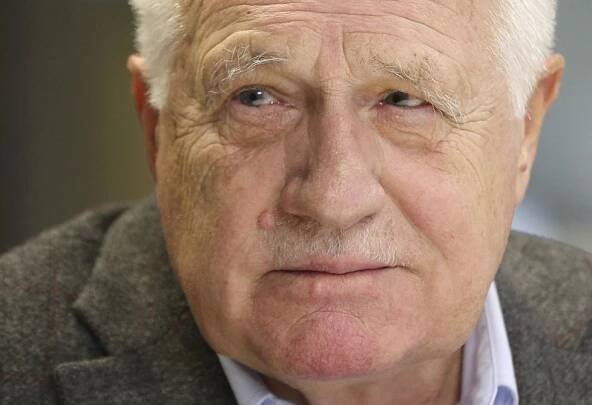 Exprezident Klaus o podpoře Zemana: Drahoš není želé, ale na Hrad nemá