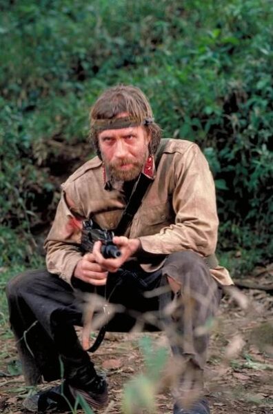 Nezvěstní v boji 2: Začátek (1985)