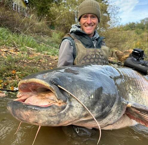 Další giga sumec Jakuba Vágnera: chytil monstrum o délce 252 centimetrů | InRybar.cz