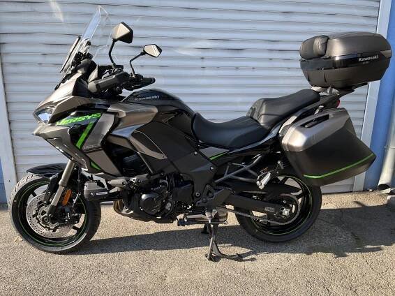 Kawasaki Versys 1100 SE GRAND TOURER - Motostore.sk