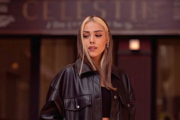Chic y deslumbrante: Danna Paola se convierte en la nueva cara de Stradivarius - UMOMAG.com