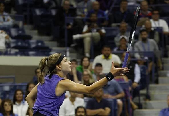 Muchová nestačila v semifinále US Open na Pegulaovou, druhou finalistkou je Sabalenková