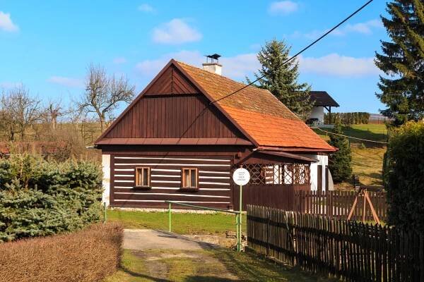 Náhled verze z 13. 4. 2017, 13:00