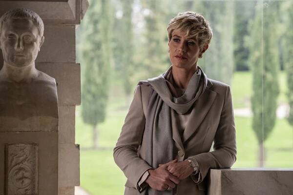 Sorrentino dal popkultuře figuru papeže-rockové hvězdy. Její resuscitace se ale nepovedla — ČT art — Česká televize