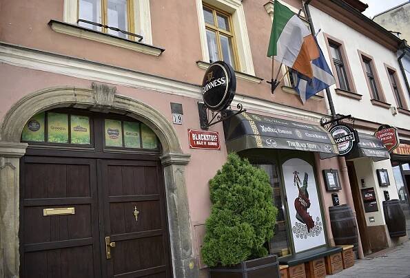 Olomoucký pub zaplní Skotové. My budeme fandit Česku, ujišťuje majitel
