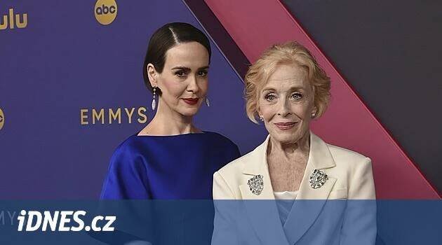 Nechceme se vzít, říkají Taylorová a Paulsonová po devíti letech vztahu - iDNES.cz