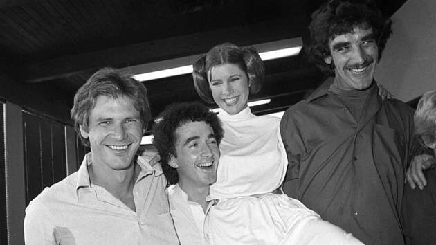 Zemřel Peter Mayhew. Představitel Žvejkala z kultovních Hvězdných válek