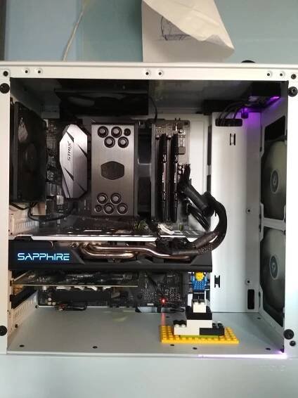 GPU brace / sagging support - PC-HELP.CZ