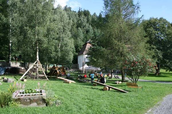 Zámeček Bischofstein - Teplice nad Metují, Královéhradecko | Regiontourist.cz