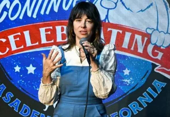 Natasha Leggero New Video-Natasha Leggero Viral Video Explained - Done story