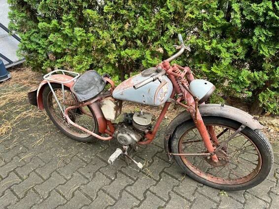 JAWA 100 ROBOT