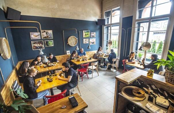 Dim Sum Spot: Příběh o přátelství a knedlíčcích, které se dotknou vašeho srdce