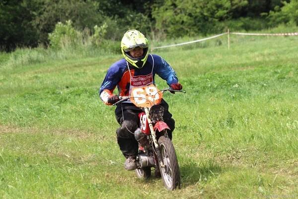 Závody malotraktorů a Fichtl Cup bavily diváky v Nové Vsi u Ivančic