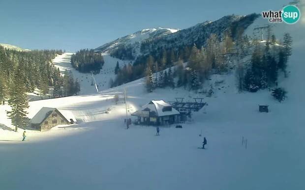 Krvavec ski, webcam 01, Krvavec, [ Right now, LIVE ] LiveStreaming cameras from Croatia - LiveCamCroatia, Explore Croatia