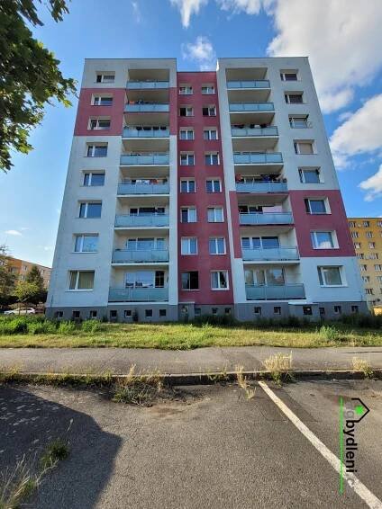 Pronájem bytu 1+kk, 33 m2, ul. Mládežníků, Třemošná