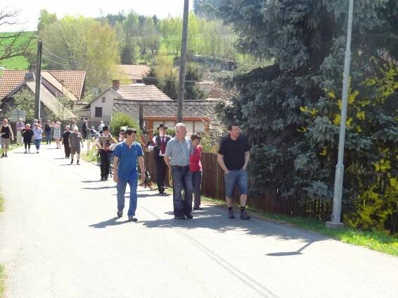 Svěcení kapličky Rápošov 21.04.2018 - Oficiální stránky obce Zbraslavice