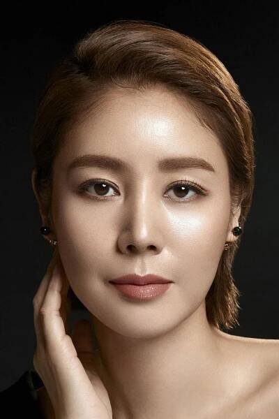 Kim Sung-ryung herečka