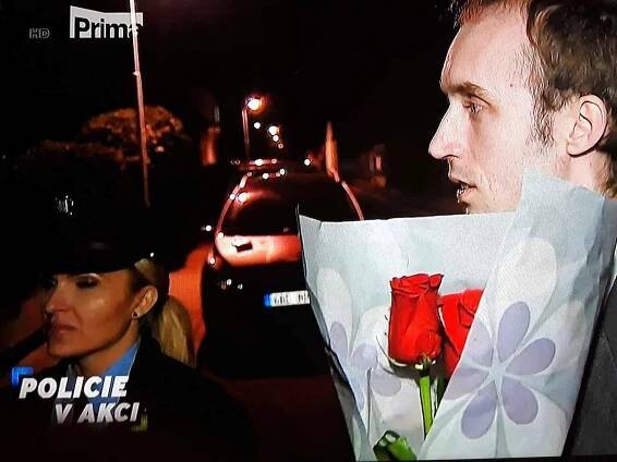Jednatřicetiletý Pavel Dorotka se před nedávnem se přestěhoval do Českých Budějovic. Od svých pětadvaceti let si jde za svým snem. Chce být slavným hercem, protože věří, že je to jeho osud.