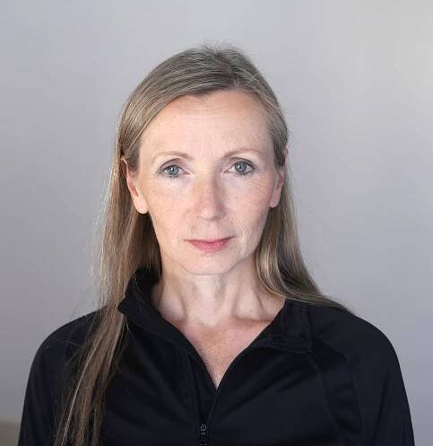Anna Burnsová — Nakladatelství Argo