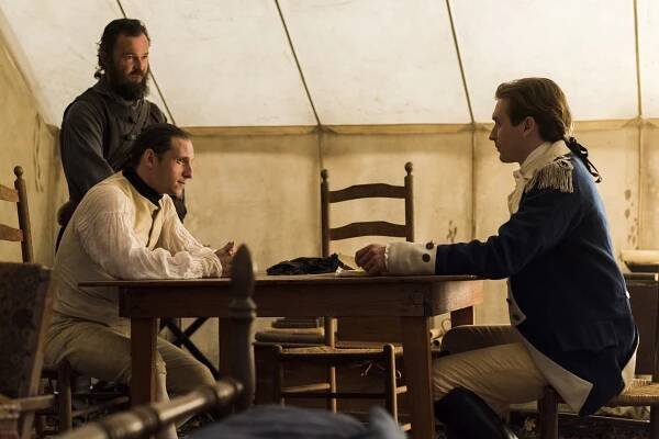 Zvrat: Washingtonovi špioni - Zúčtování - Z filmu - Daniel Henshall, Jamie Bell, Seth Numrich