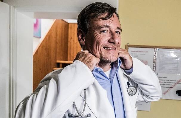David Rath změnil adresu trvalého bydliště. Na dům je přitom uvalena exekuce
