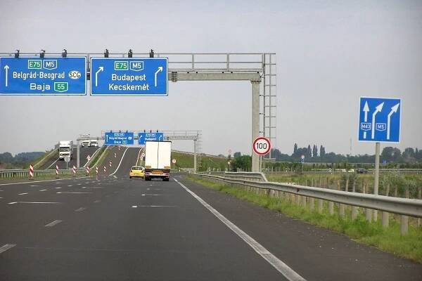Maďarsko – pozor, velká změna u těžkotonážníků!