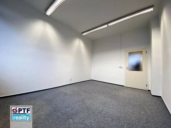 Pronájem kanceláře (17 m2) Plzeň-Skvrňany, ulice Domažlická, obrázek č.6