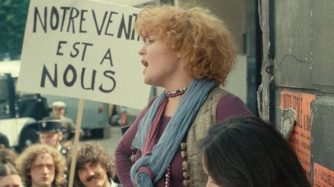 Jedna zpívá, druhá ne - Z filmu - Valérie Mairesse