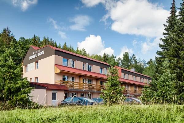 Hotel Bon, Tanvald