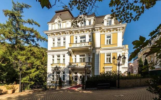 Hotel Vila Livia 