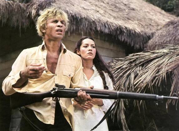 THE ISLAND OF DR. MOREAU, Michael York, Barbara Carrera, 1977
