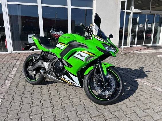 Kawasaki Ninja 650 4 roky záruka (NOVÁ, 2025), 189.900 Kč