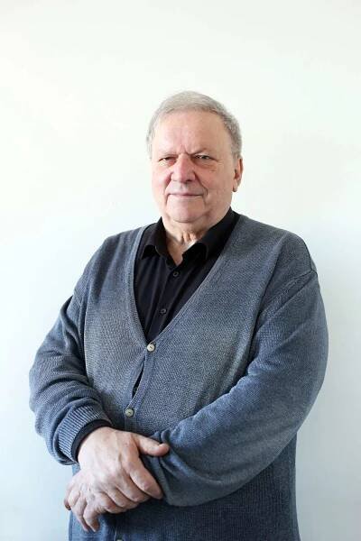 Jan Hartl - STEM