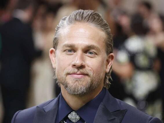 Charlie Hunnam 2024 bei der Met Gala