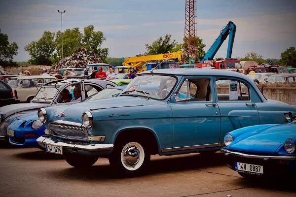 Letadlo i loď ozdobily sraz veteránů v KOVOZOO. Dorazilo na 8 tisíc návštěvníků