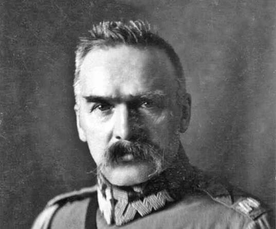 Moderní-Dějiny.cz | Józef Piłsudski o sobě a jiní o něm
