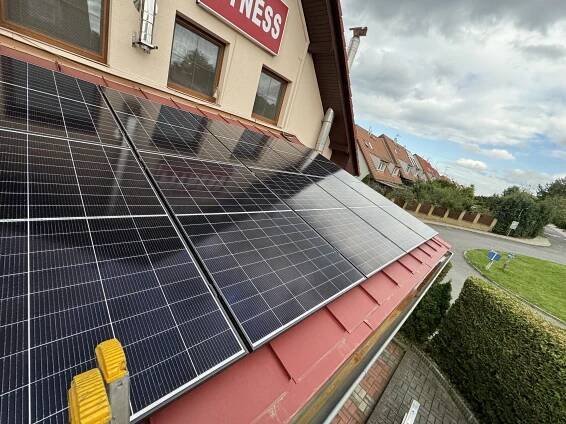 Fotovoltaická elektrárna 7,28 kWp, baterie 11,22 kWh, Velké Přílepy