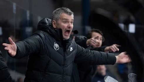Čermák zůstává trenérem hokejistů Kladna, nový asistentem je Burger