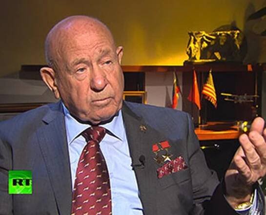 Zemřel první kosmonaut, který vystoupil do vesmíru. Leonov (†85) podlehl těžké nemoci
