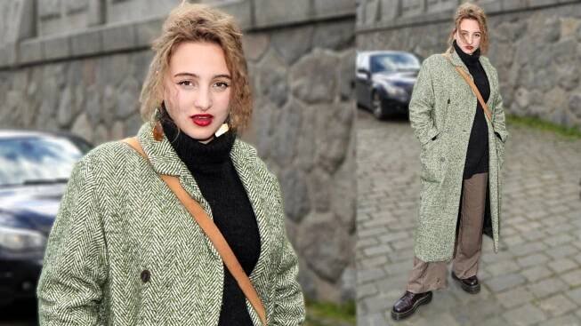 Dcera Ivany Jirešové Sofie Höppnerová o svém specifickém módním stylu: Kalhoty za pár stovek a svetr z Primarku, ale vždy rudá rtěnka – Lifee.cz