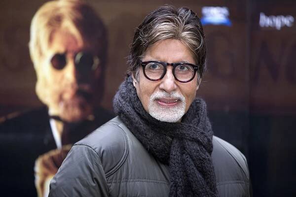 Bollywood superstar Amitabh Bachchan injured while filming action scene