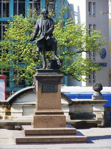 Gottfried-Semper-Denkmal